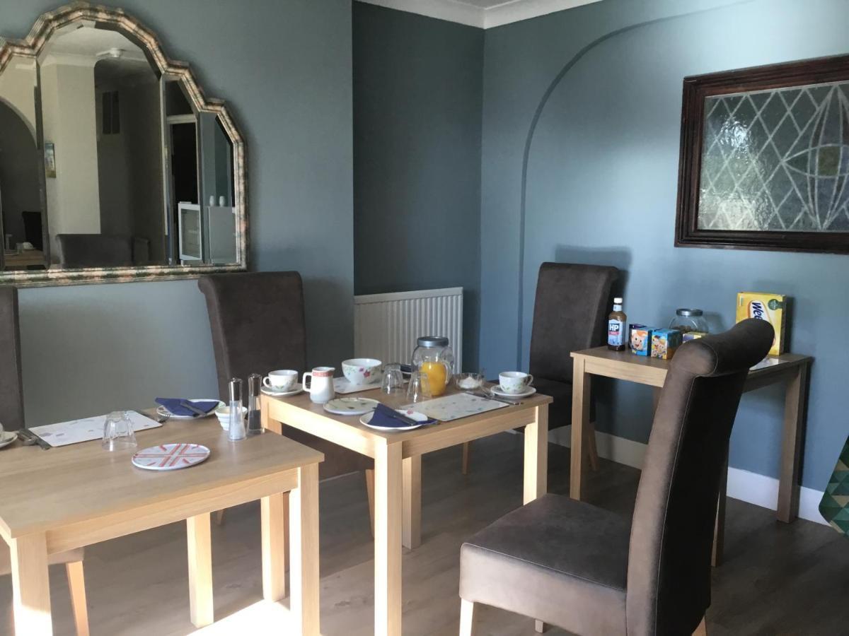 The Coventry Guest House 로웨스터프 외부 사진