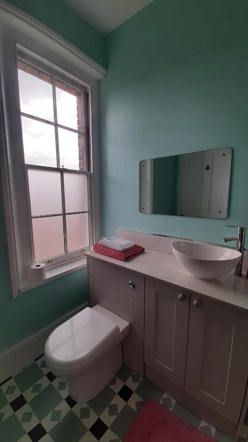 The Coventry Guest House 로웨스터프 외부 사진
