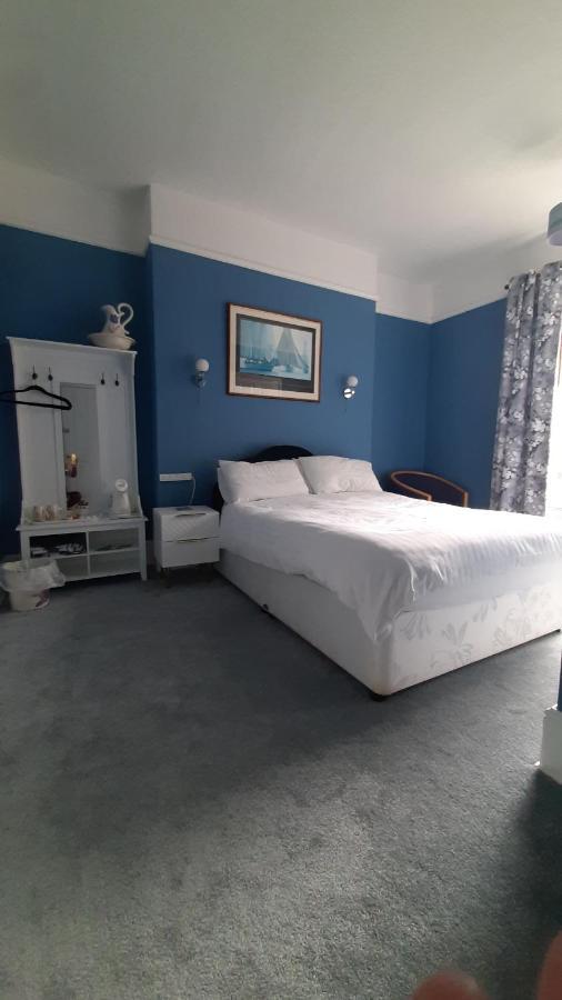 The Coventry Guest House 로웨스터프 외부 사진